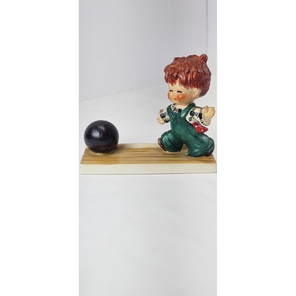 Goebel Hummel 1957 Strike Bowling Boy BYJ1 TMK 4‎ Vintage W Germany Figurine
